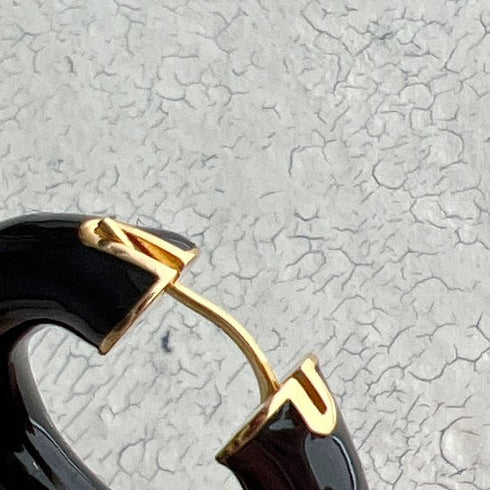 Big hoop pierce